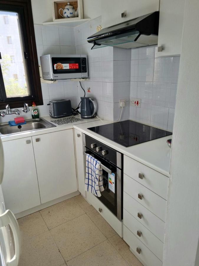 Cosea Living- Flat With Pool, Jasmine Gardens 206 Apartment *